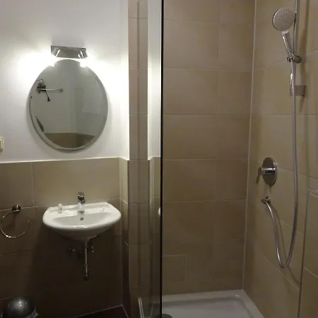 Hotel Weingärtner 3*